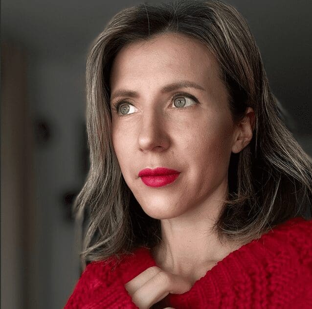 Mарина Вселенная